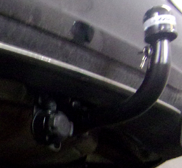 Anhängerkupplung für Mercedes A-Klasse V177 Limousine 2018- Ausf.: V-abnehmbar